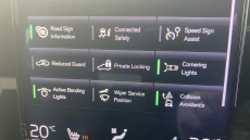 Volvo Xc40 2.0 T4 R DESIGN Pro 5dr AWD Geartronic Petrol Estate